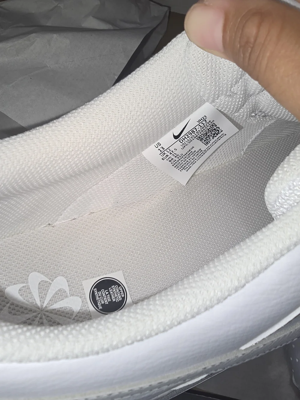 Nike White Low-Top Sneakers with Light Gray Swoosh